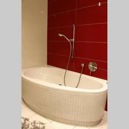 Center 5 Min From The * Montreux