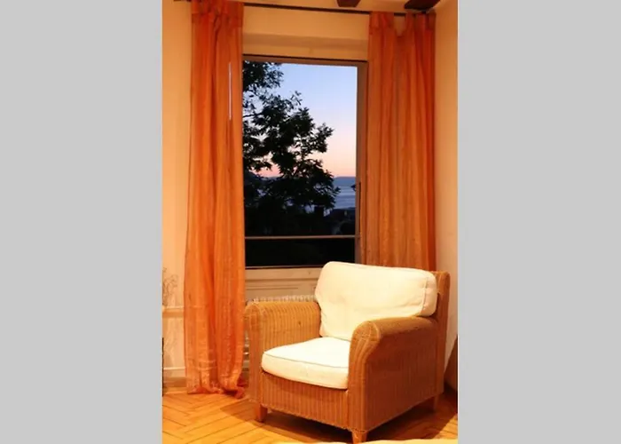 Center 5 Min From The * Montreux